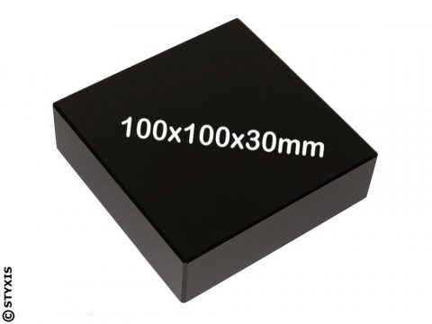 Sockel Schwarzglas quadratisch 100x30mm (LxH)