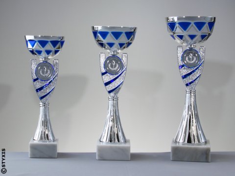 Ständerpokal "Kain"  3 Größen / Silber-Blau